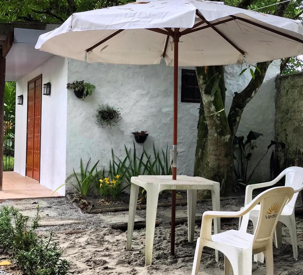 Casa A Beira Do Rio Jaguareguava Na Mata Atlantica Em Bertioga Sp 빌라 외부 사진