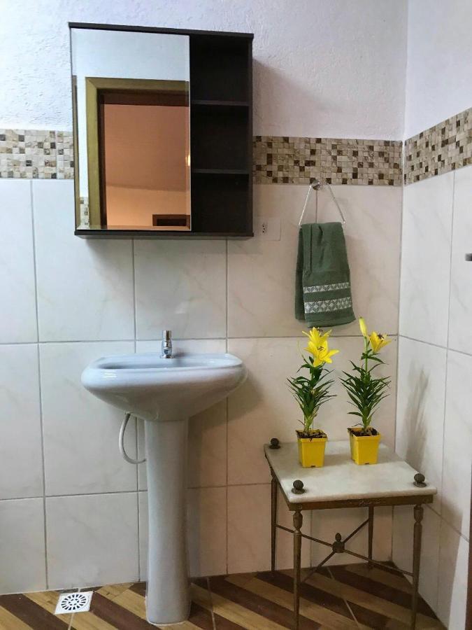 Casa A Beira Do Rio Jaguareguava Na Mata Atlantica Em Bertioga Sp 빌라 외부 사진
